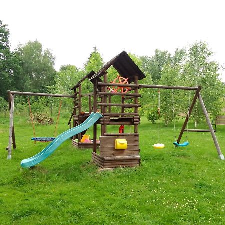 Szalas W Gorach Izerskich, Blisko Swieradow Zdroj I Zamek Czocha, Agroturystyka, Ogrzewanie, Klimatyzacja , Plac Zabaw, Ognisko Z Rusztem I Kijkami, Zywe Zwierzeta, Latem Basen Mirsk ภายนอก รูปภาพ